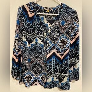 Leifsdottir Jewelry tone Geometric button down blouse. 100% Silk Size M